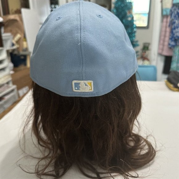 New York Yankees New Era 59FIFTY NYC Skyline Blue Fitted Cap Hat 7 3/8 - Picture 4 of 9